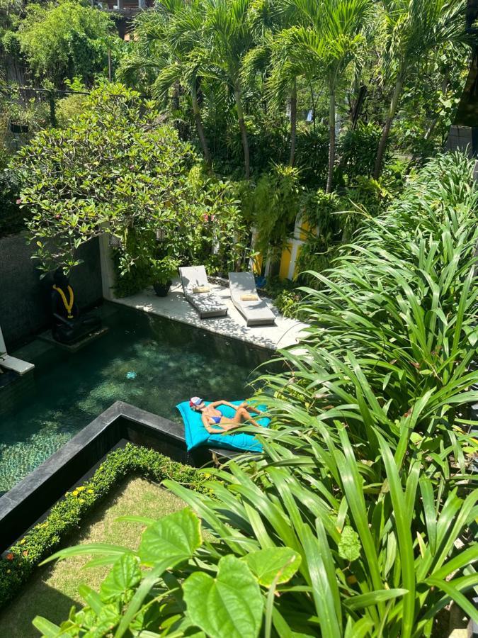 Amanputri Villa Семиняк Екстериор снимка