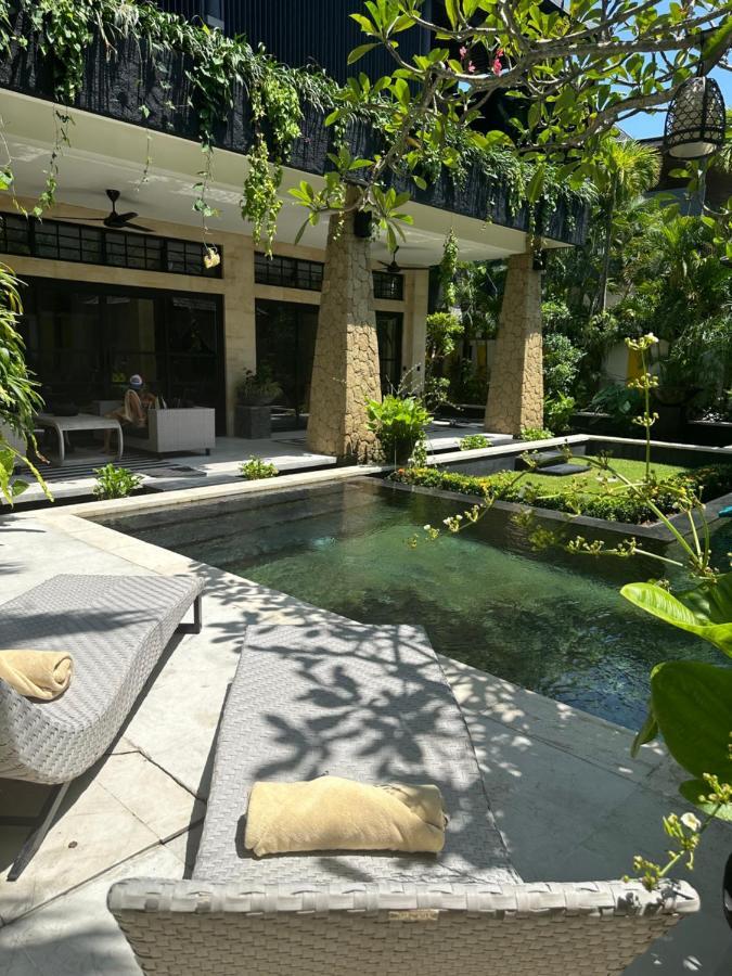 Amanputri Villa Семиняк Екстериор снимка